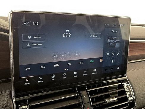 Certified 2024 Lincoln Navigator Reserve AWD/4WD image 19