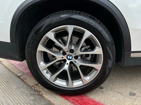 Used 2023 BMW X5 xDrive40i w/ Luxury Seating Package image 9