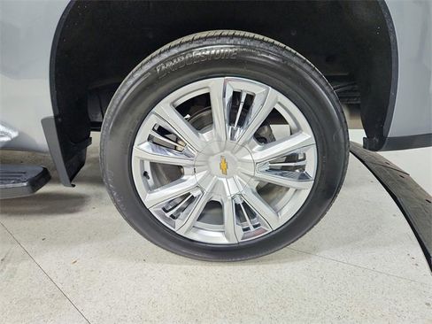 Used 2023 Chevrolet Silverado 1500 High Country image 46