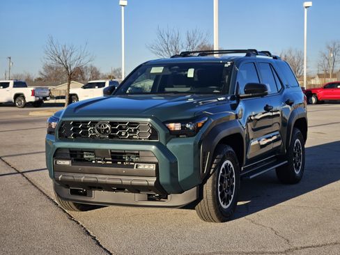 New 2026 Toyota 4Runner TRD Off-Road Premium w/ Tow Technology Package image 2