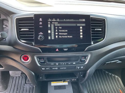Used 2022 Honda Passport TrailSport image 28