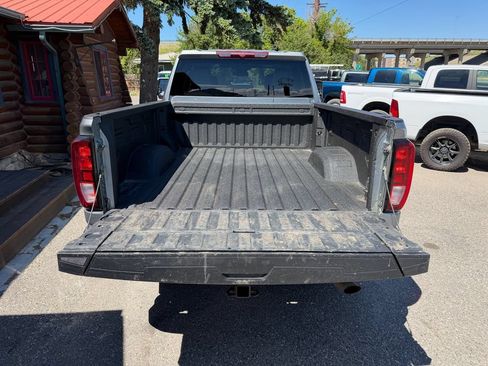 Used 2024 GMC Sierra 2500 SLE AWD/4WD image 21