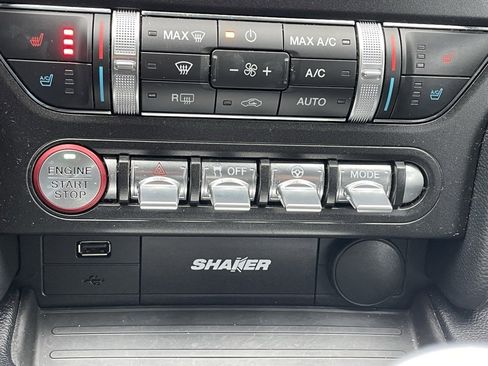 Used 2018 Ford Mustang GT Premium w/ Equipment Group 401A image 28