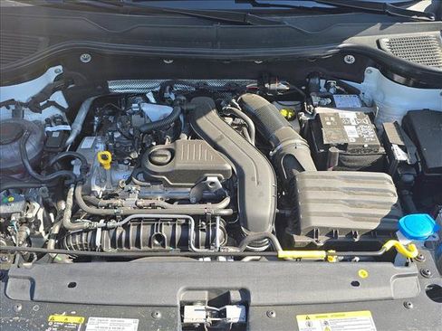 New 2026 Volkswagen Taos SE FWD image 19