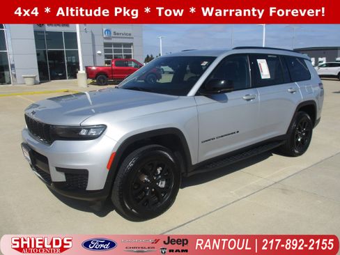Used 2024 Jeep Grand Cherokee L Laredo AWD/4WD image 1