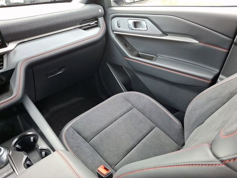 New 2026 Ford Explorer ST image 9