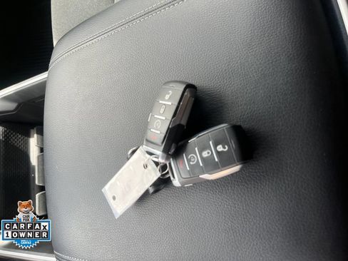 Used 2022 RAM 1500 Big Horn AWD/4WD image 29