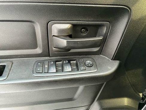 Used 2019 RAM 1500 Express w/ Express Value Package AWD/4WD image 16