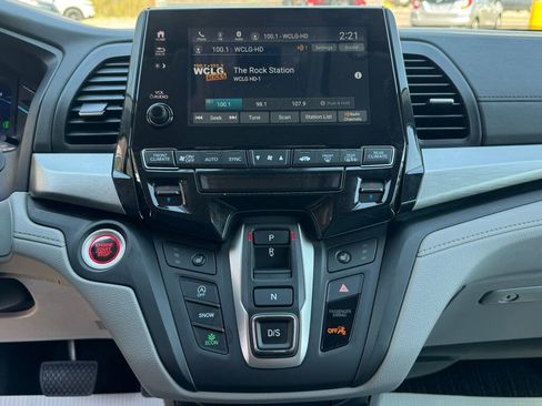 Used 2023 Honda Odyssey EX image 28