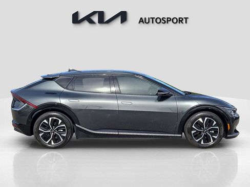 Certified 2024 Kia EV6 Wind image 7