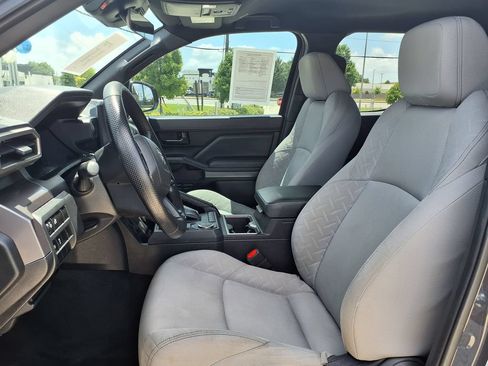 Used 2025 Toyota Tacoma SR5 RWD image 15
