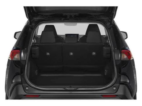 Used 2025 Toyota RAV4 XLE w/ Convenience Package image 11