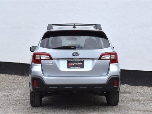 Used 2018 Subaru Outback 2.5i Premium AWD/4WD image 4