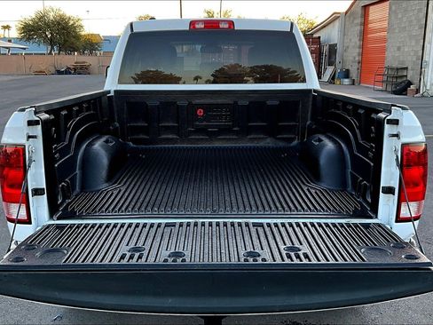 Used 2015 RAM 1500 Express image 25