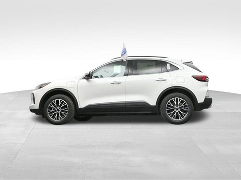 New 2025 Ford Escape SE image 42
