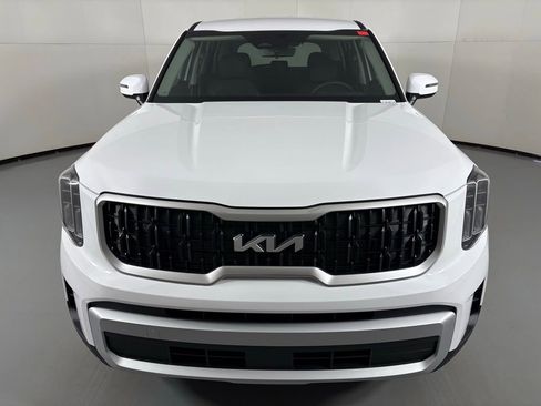 New 2025 Kia Telluride LX image 3