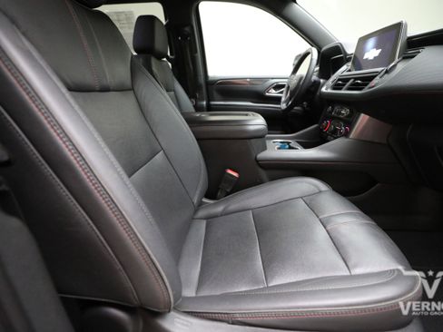 Used 2022 Chevrolet Tahoe RST w/ Luxury Package RWD image 11