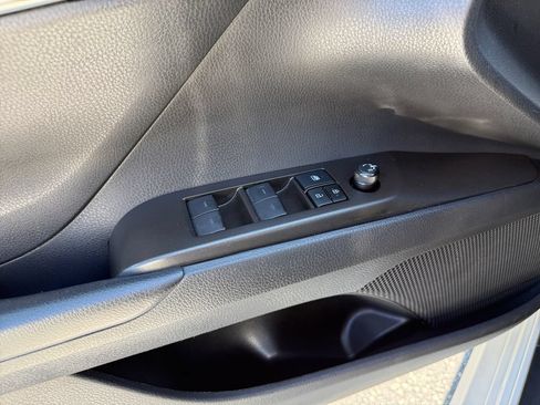 Used 2021 Toyota Camry SE FWD image 33