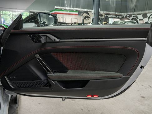 Used 2025 Porsche 911 GT3 RS RWD image 45