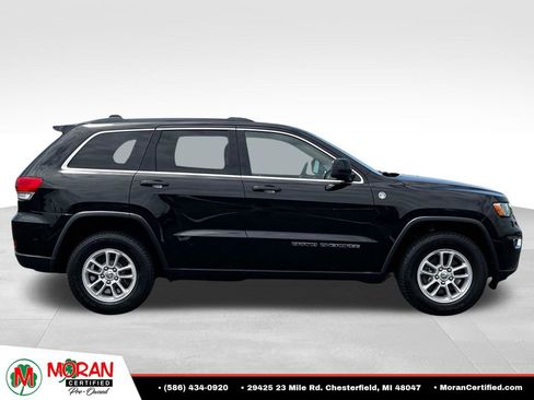 Used 2019 Jeep Grand Cherokee Laredo AWD/4WD image 6