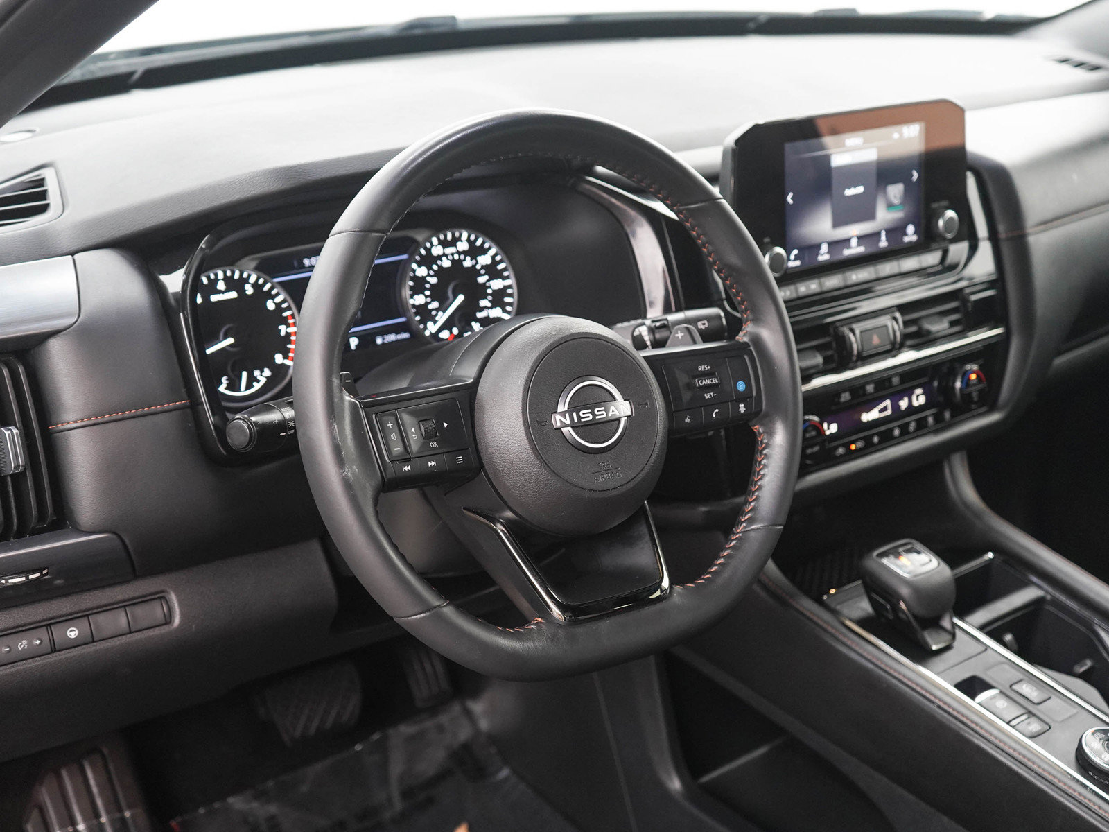 Used 2024 Nissan Pathfinder Rock Creek AWD/4WD image 20