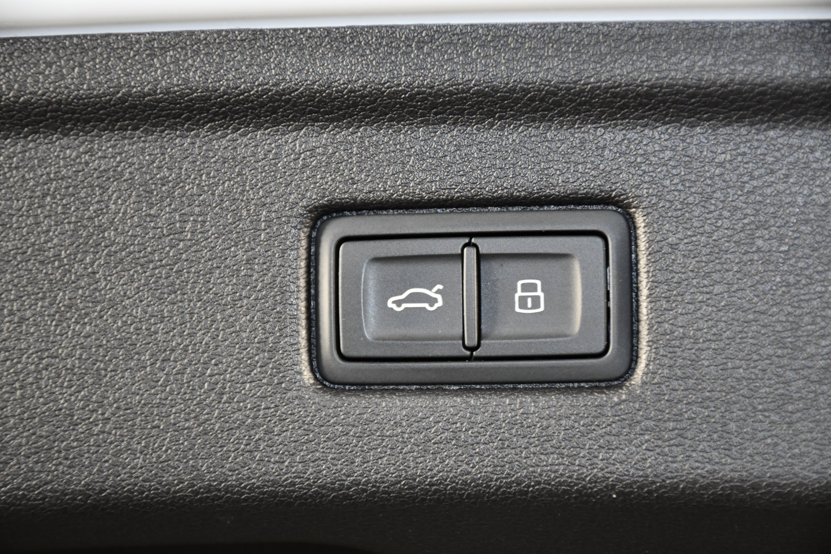 Used 2025 Audi A5 2.0T Premium AWD/4WD image 51