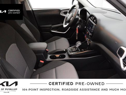 Certified 2025 Kia Soul S FWD image 17