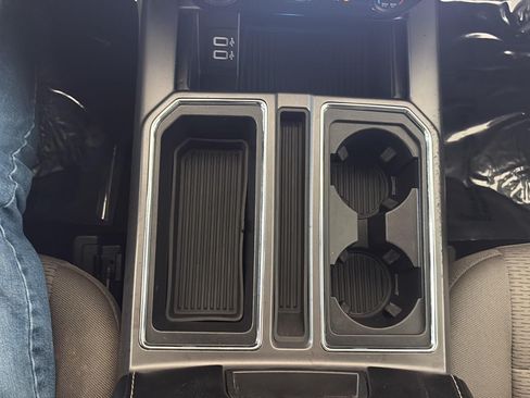 Used 2019 Ford F150 XLT w/ Equipment Group 302A Luxury AWD/4WD image 20