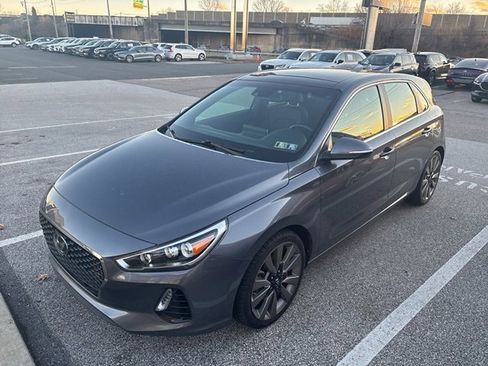Used 2018 Hyundai Elantra GT Sport w/ Sport Tech Package 04 image 2