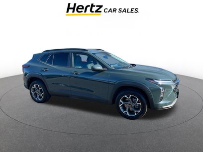 Used 2025 Chevrolet Trax LT