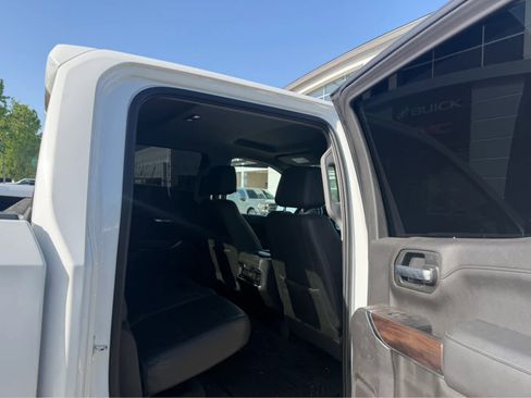 Used 2019 GMC Sierra 1500 SLT w/ SLT Premium Plus Package image 6
