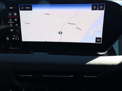 Used 2025 Audi S6 e-tron Prestige w/ 21" Black Optic Package image 11