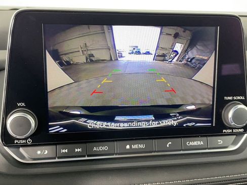 New 2025 Nissan Rogue S image 22