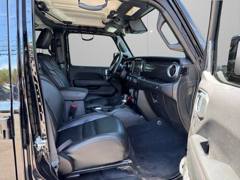 Used 2021 Jeep Wrangler Unlimited Rubicon w/ Dual Top Group AWD/4WD image 13