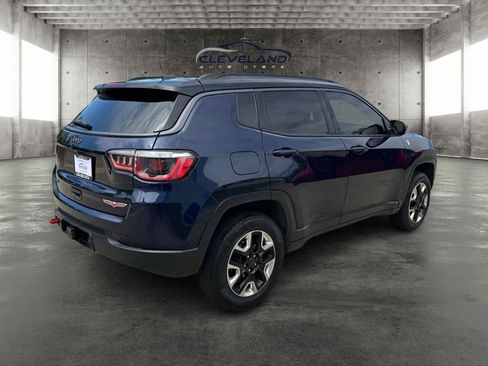 Used 2017 Jeep Compass Trailhawk w/ Leather Interior Group AWD/4WD image 3