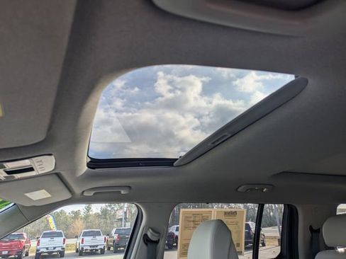 Used 2025 Hyundai Santa Fe Limited image 24