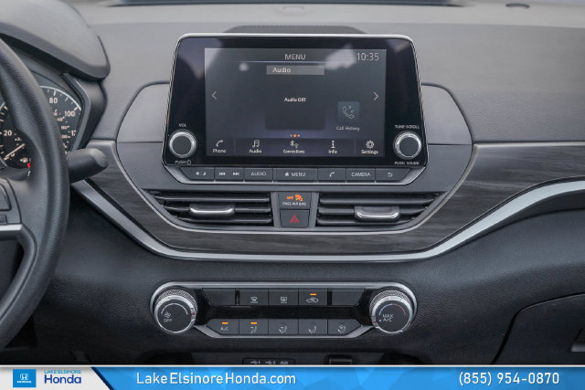 Used 2025 Nissan Altima 2.5 SV FWD image 20