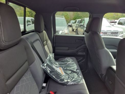 New 2026 Nissan Frontier SV w/ Tow Package RWD image 27