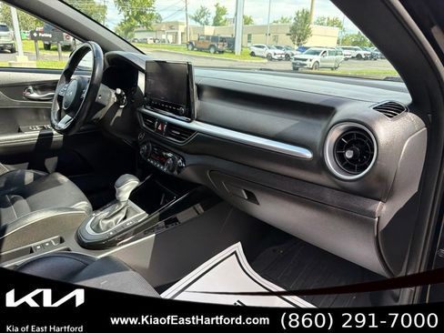 Certified 2023 Kia Forte GT-Line w/ GT-Line Premium Package FWD image 12