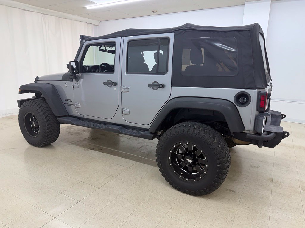 Used 2017 Jeep Wrangler Unlimited Sport AWD/4WD image 3