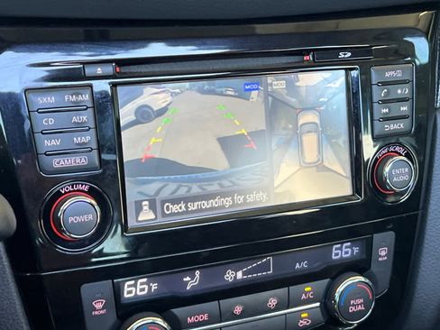 Used 2014 Nissan Rogue SL w/ SL Premium Package image 21