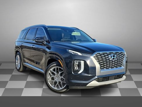 Used 2021 Hyundai Palisade Limited image 1