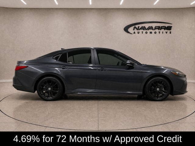 Used 2025 Toyota Camry SE FWD image 8