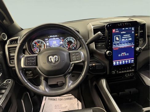 Used 2020 RAM 3500 Laramie image 32