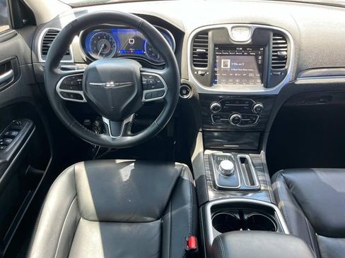 Used 2022 Chrysler 300 Touring L w/ Popular Equipment Group RWD image 15
