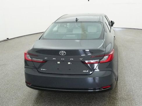 New 2026 Toyota Camry XLE image 7