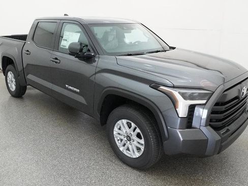 New 2026 Toyota Tundra SR5 AWD/4WD image 10