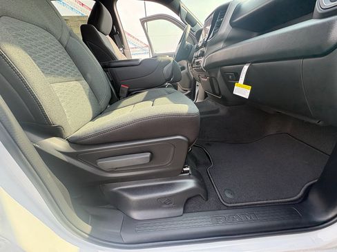 New 2026 RAM 1500 Express image 28