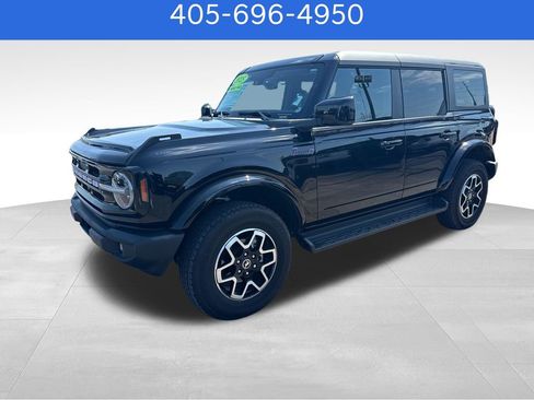 Used 2025 Ford Bronco Outer Banks AWD/4WD image 1