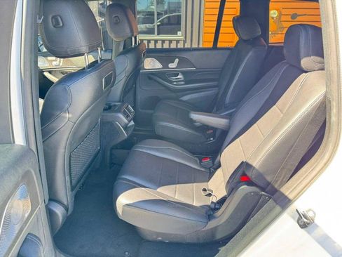 Used 2020 Mercedes-Benz GLS 450 4MATIC image 21